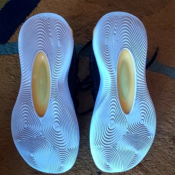 Austin Reeves 1s - Picture 3 of 3